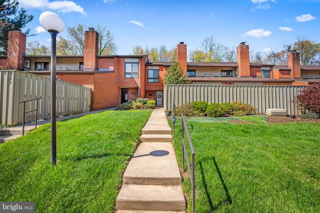 221 DEER FOX LN, Lutherville Timonium, MD 21093
