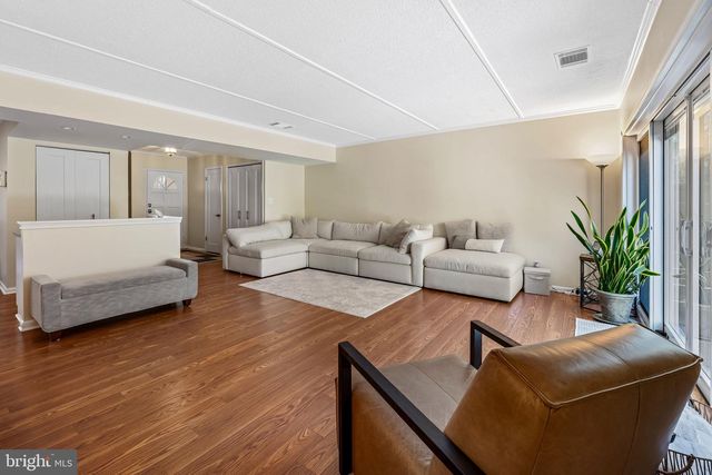 221 DEER FOX LN, Lutherville Timonium, MD 21093
