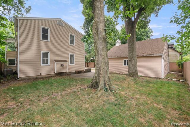 364 S Wing Street, Northville, MI 48167
