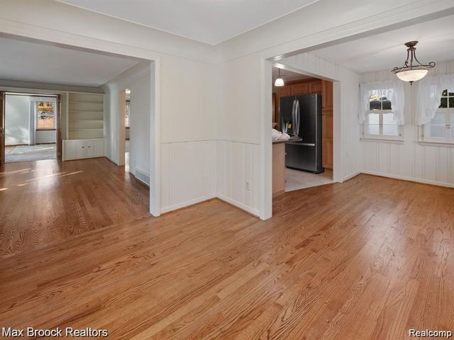 364 S Wing Street, Northville, MI 48167