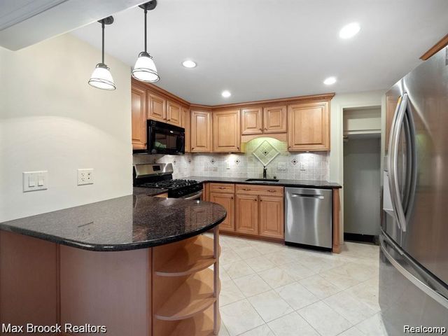 364 S Wing Street, Northville, MI 48167