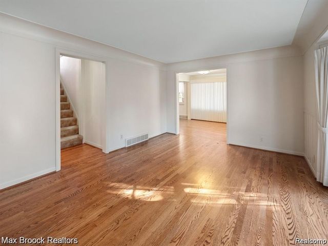 364 S Wing Street, Northville, MI 48167