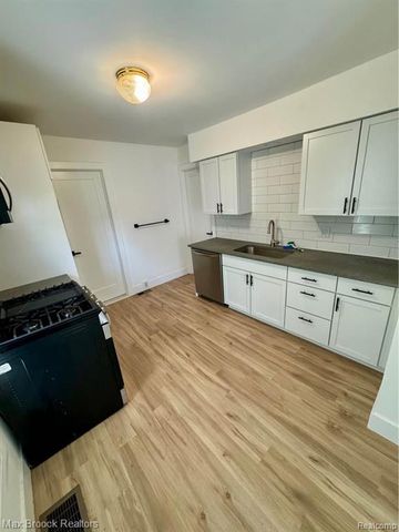 364 S Wing Street, Northville, MI 48167