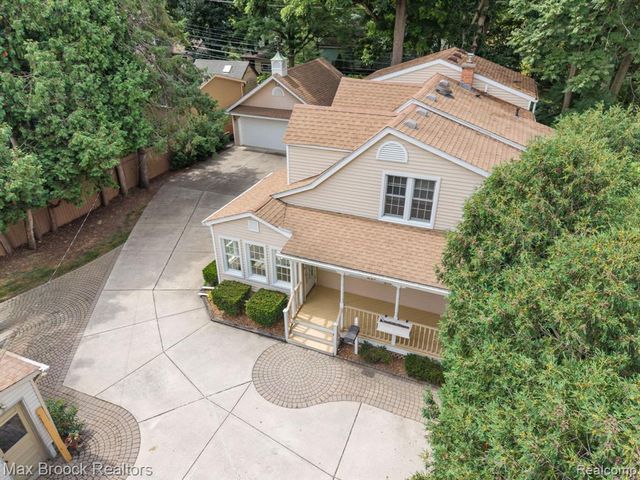 364 S Wing Street, Northville, MI 48167