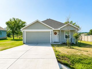 11212 Superior Bay LN, Mustang Ridge, TX 78610