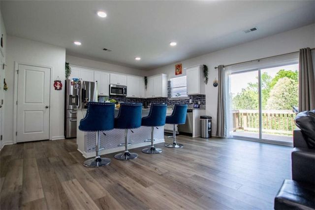 194 Rivulet Drive, Dallas, GA 30132
