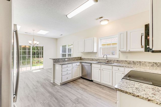 267 Sienna Dr., Little River, SC 29566