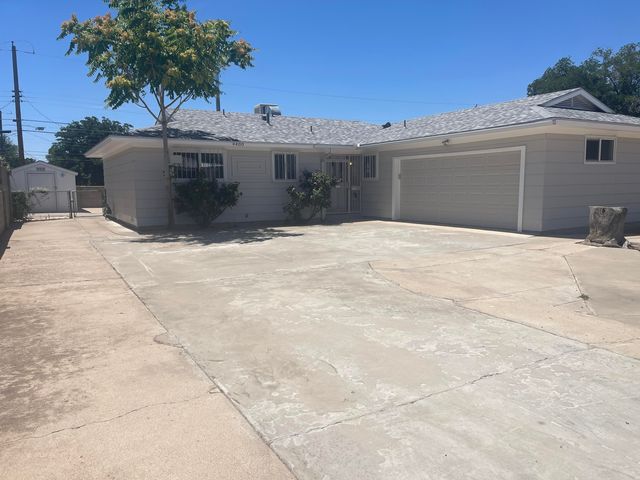 4400 Hilton Avenue NE, Albuquerque, NM 87110
