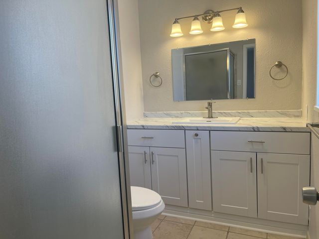 4400 Hilton Avenue NE, Albuquerque, NM 87110