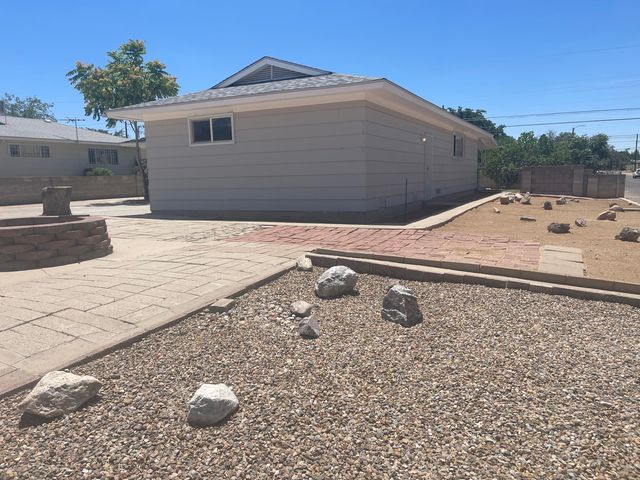 4400 Hilton Avenue NE, Albuquerque, NM 87110