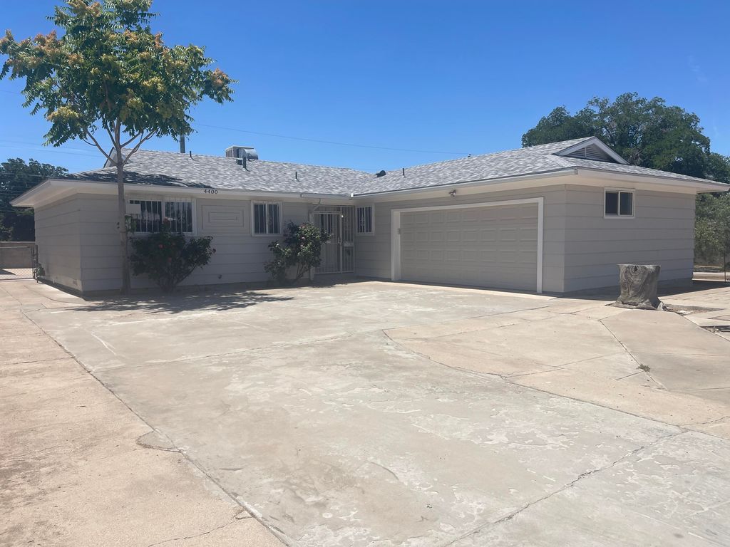4400 Hilton Avenue NE, Albuquerque, NM 87110