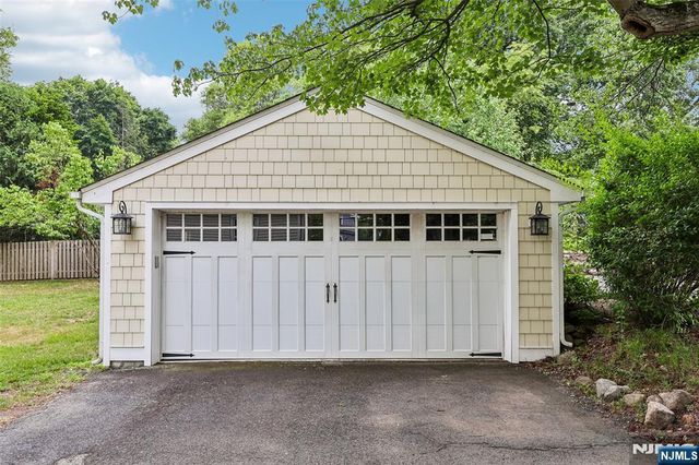 3 Madison Heights, Wyckoff, NJ 07481