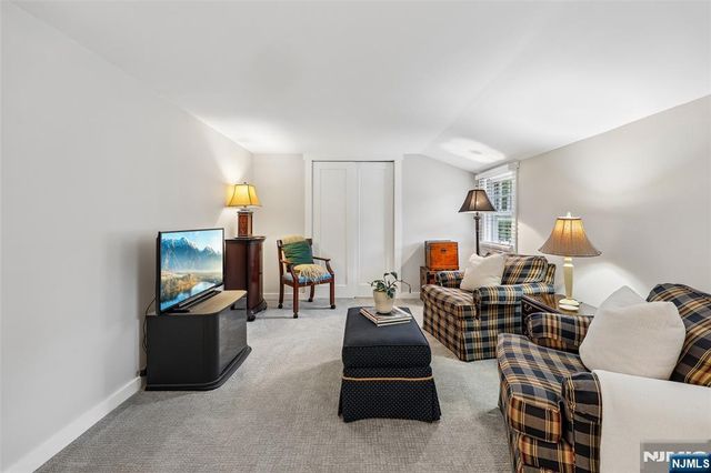 3 Madison Heights, Wyckoff, NJ 07481