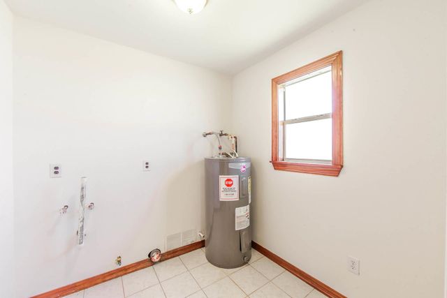 15 Tulip Dr, Gretna, LA 70053