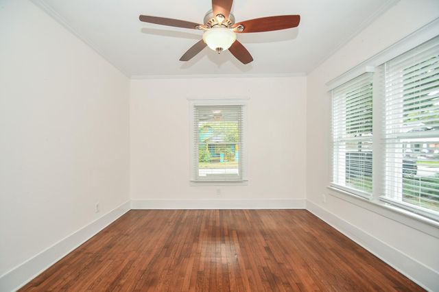 4625 Pineridge Street, Houston, TX 77009