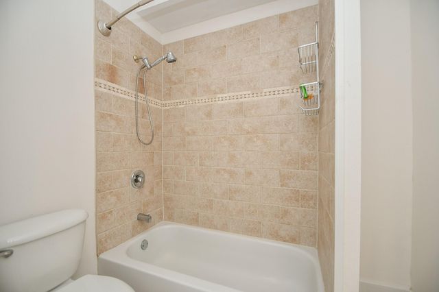 4625 Pineridge Street, Houston, TX 77009