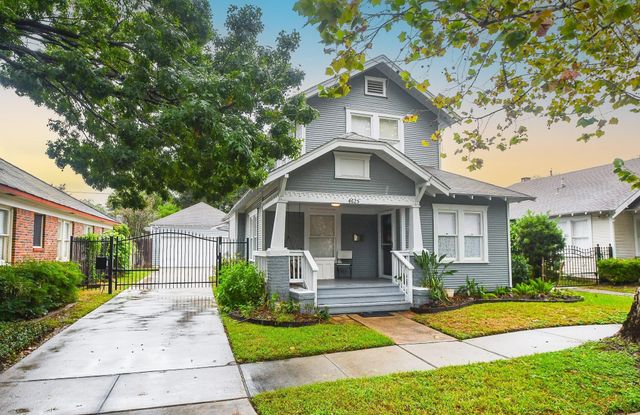 4625 Pineridge Street, Houston, TX 77009