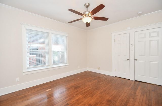 4625 Pineridge Street, Houston, TX 77009