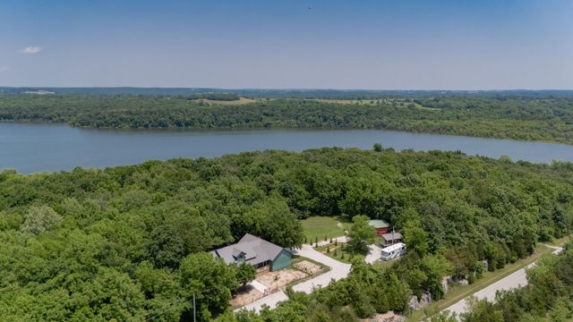 4978 South 11th Road, Aldrich, MO 65601