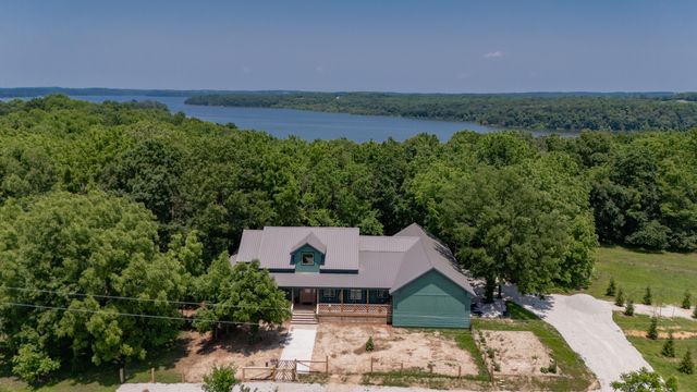 4978 South 11th Road, Aldrich, MO 65601
