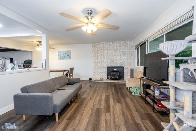 2400 Renegade Avenue, Bakersfield, CA 93306