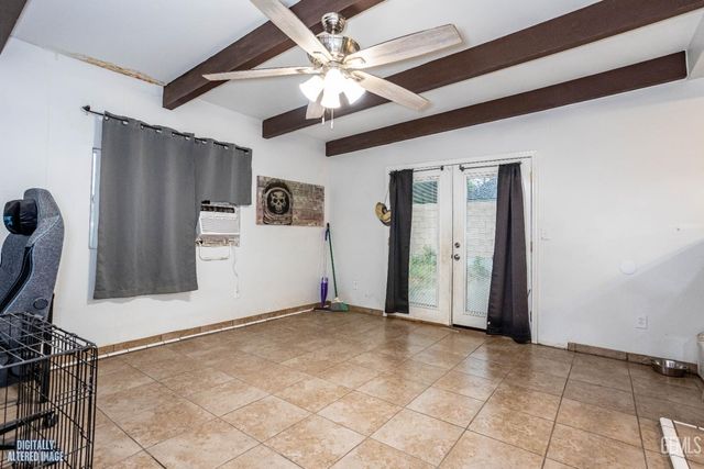 2400 Renegade Avenue, Bakersfield, CA 93306