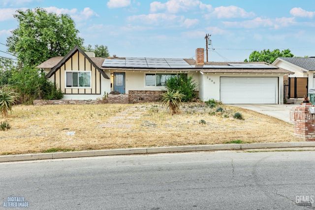 2400 Renegade Avenue, Bakersfield, CA 93306