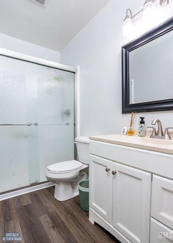 2400 Renegade Avenue, Bakersfield, CA 93306