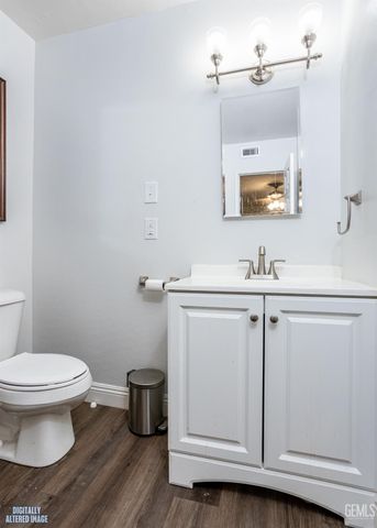 2400 Renegade Avenue, Bakersfield, CA 93306