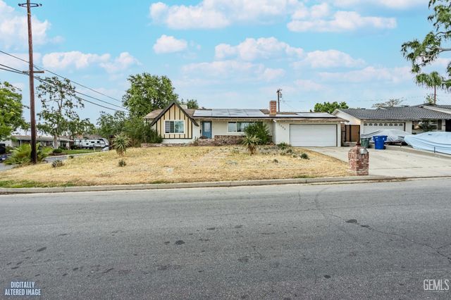2400 Renegade Avenue, Bakersfield, CA 93306