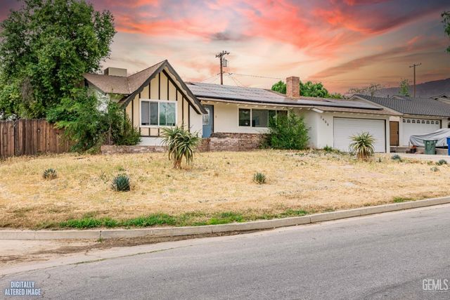 2400 Renegade Avenue, Bakersfield, CA 93306