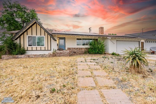 2400 Renegade Avenue, Bakersfield, CA 93306