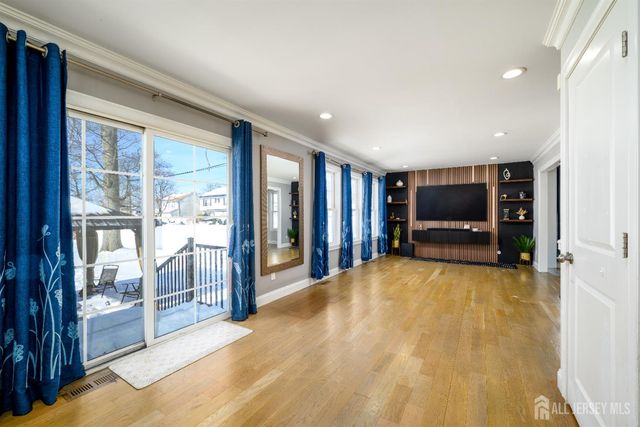 111 Remsen Avenue, Avenel, NJ 07001