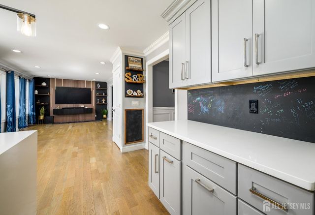 111 Remsen Avenue, Avenel, NJ 07001