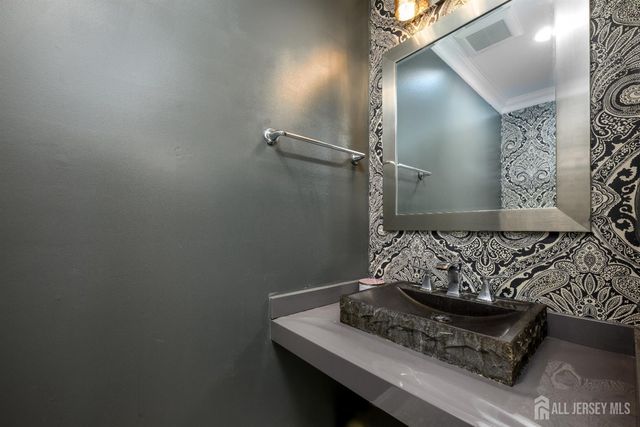 111 Remsen Avenue, Avenel, NJ 07001