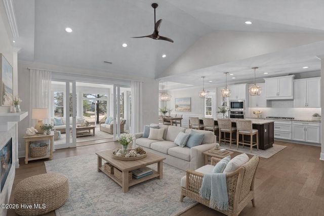 584 Morley Circle SW, Ocean Isle Beach, NC 28469