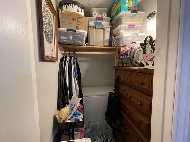 808 Dumas Drive, Bryan, TX 77803