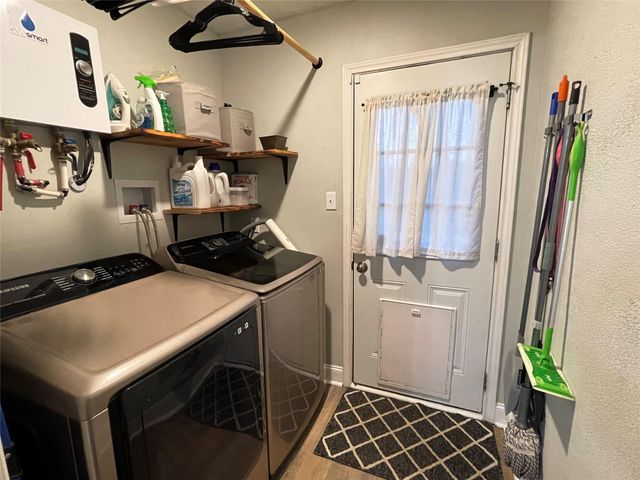 808 Dumas Drive, Bryan, TX 77803