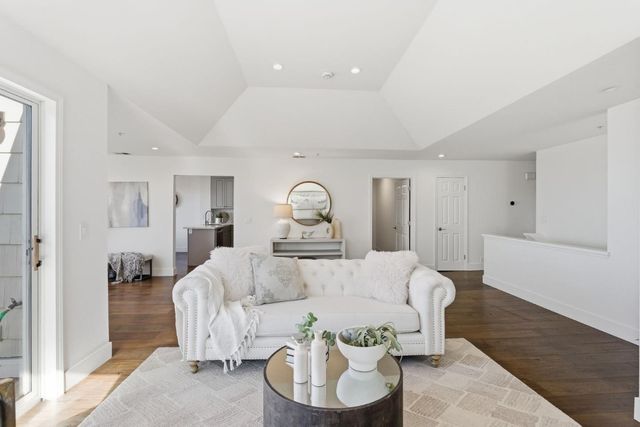 480 Pointe Pacific 1, Daly City, CA 94014