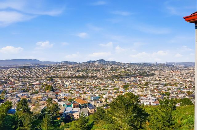 480 Pointe Pacific 1, Daly City, CA 94014