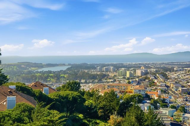 480 Pointe Pacific 1, Daly City, CA 94014