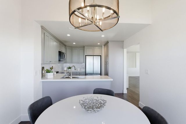 480 Pointe Pacific 1, Daly City, CA 94014