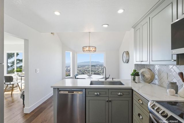 480 Pointe Pacific 1, Daly City, CA 94014