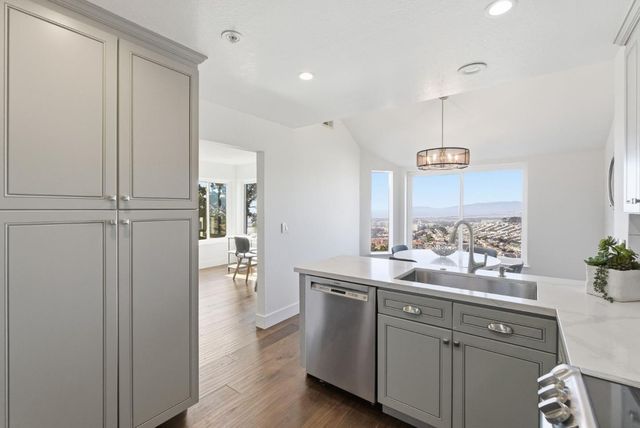 480 Pointe Pacific 1, Daly City, CA 94014