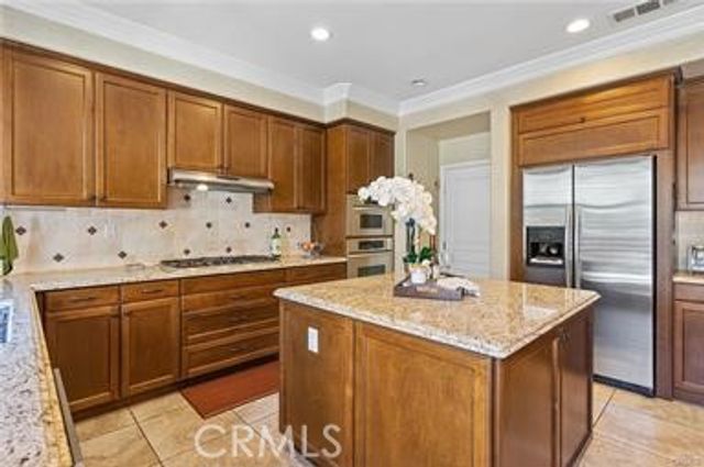 46 Snowdrop Tree, Irvine, CA 92606