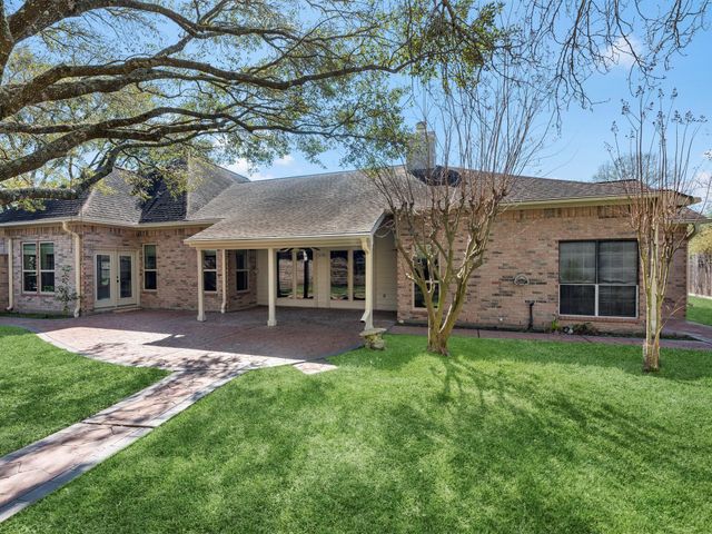 2715 Penmere Court, Kingwood, TX 77345