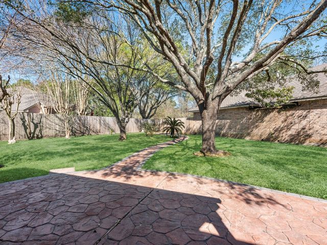 2715 Penmere Court, Kingwood, TX 77345