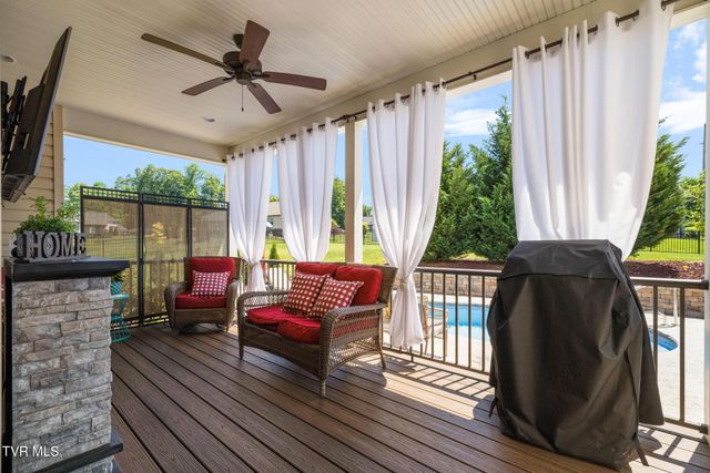 1038 Sylvias Meadow, Jonesborough, TN 37659
