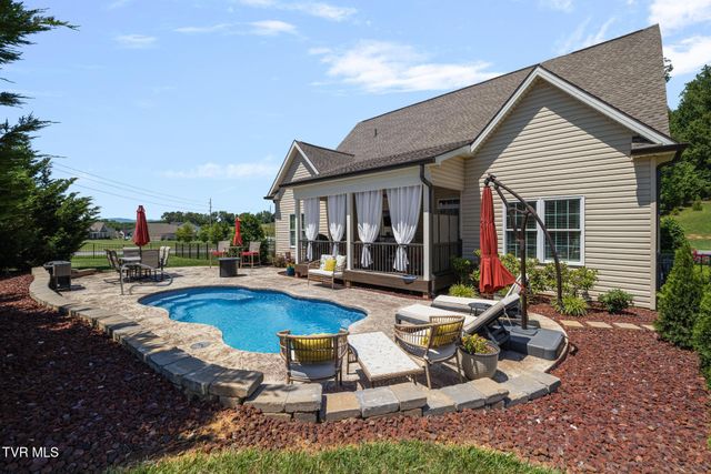 1038 Sylvias Meadow, Jonesborough, TN 37659