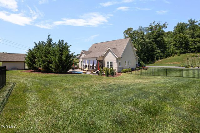 1038 Sylvias Meadow, Jonesborough, TN 37659